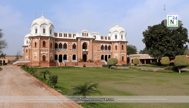 Darbar Mahal - Bahawalpur