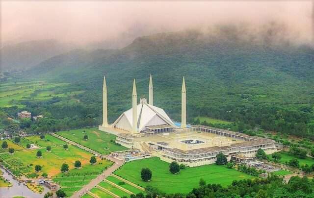 10 Beautiful Attractions in Islamabad One Must Visit