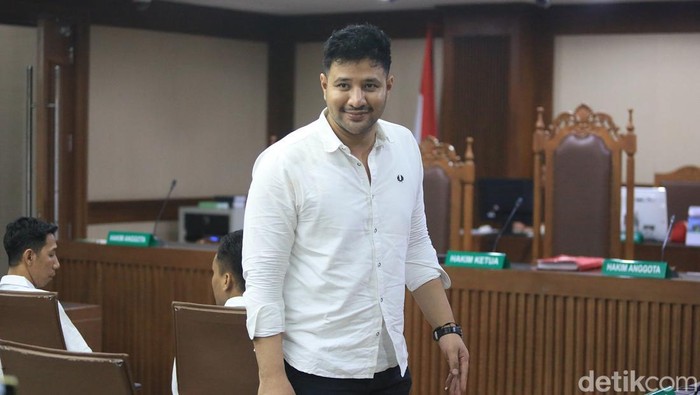 Ammar Zoni Hanya Bisa Dibesuk Keluarga Lewat Video Call Sebulan Sekali