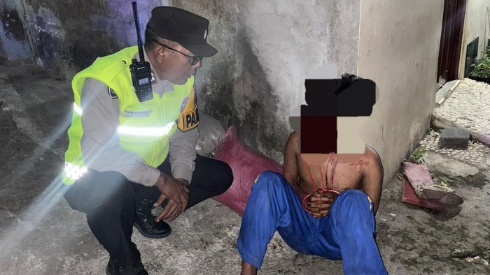Maling di Solo Masuk Rumah dalam Kondisi Bugil, BAB Sebelum Diamuk Massa